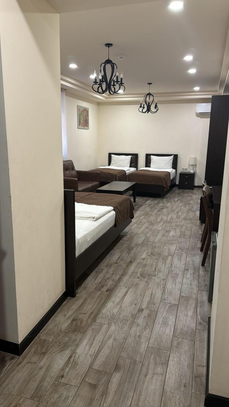 יירבאן Boutique Living Hotel מראה חיצוני תמונה